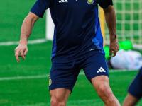 爱游戏官网-一位足球巨星在社交媒体上晒出了他的训练日常