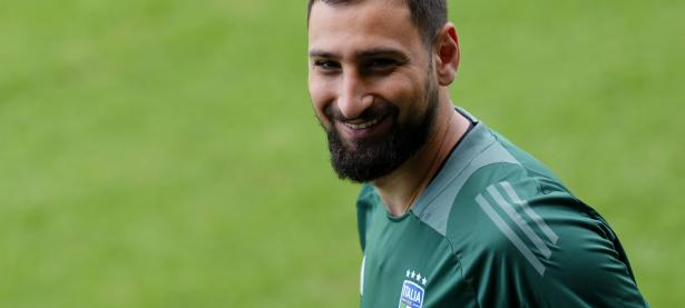 爱游戏体育直播-欧洲豪门球员的表现备受赞誉