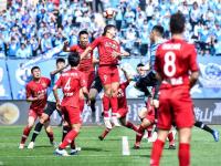 爱游戏在线登录-上海上港迎战大连一方，全队全力争取保持领先的简单介绍