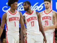 爱游戏体育网站-篮网两连败告终，尼克斯遭遇主场惨败