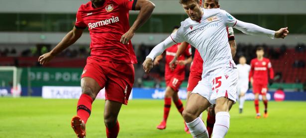 爱游戏体育下载-沙尔克客场大胜，球队状态回升