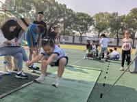 爱游戏体育直播-运动员们奋力拼搏，争夺最终胜利