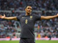 爱游戏官方登录入口-英格兰客场击败波黑，提前晋级欧洲杯