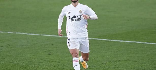 爱游戏官网网页版入口-关于阿扎尔在训练中展现出色状态，或将重返赛场的信息