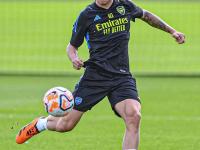 爱游戏官方登录入口-阿森纳外援开启独自训练，备战下一场比赛的简单介绍