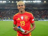 爱游戏官方登录入口-关于瑞典国家队欧预赛状态神勇，自信满满的信息