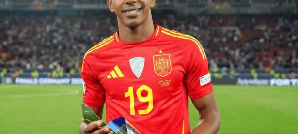 爱游戏官方登录入口-关于瑞典国家队欧预赛状态神勇，自信满满的信息