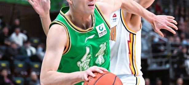 爱游戏在线-湖南队大胜山西队，主场豪取胜利