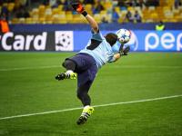 爱游戏体育直播-塞维利亚坚守主场，力争全取三分的简单介绍