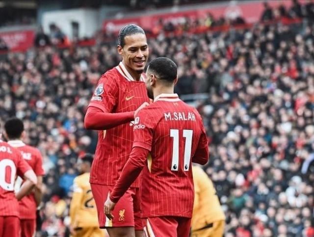 关于全球足球盛宴,球员们的狂热表现引人注目的信息 关于全球足球盛宴,球员们的狂热表现引人注目的信息