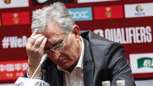 红牌风波:法国足球界再掀争议的简单介绍 红牌风波:法国足球界再掀争议的简单介绍