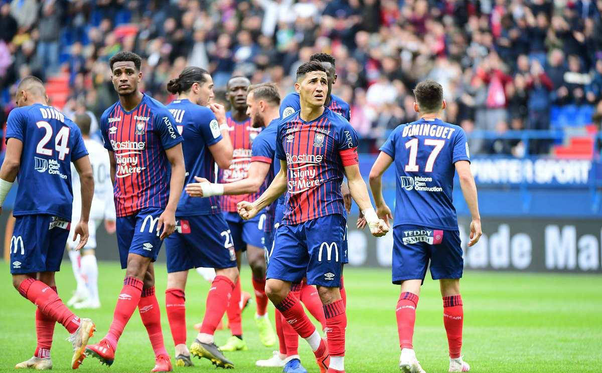 包含卡昂客场遭遇惨败，保级形势更加堪忧的词条