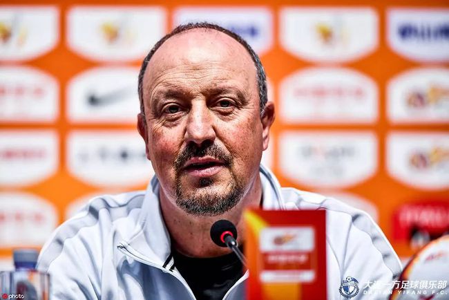 关于贝尼特斯备战重要比赛，团队充满斗志的信息