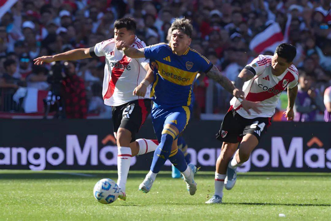 河床战术调整，关键球员或将首发出战