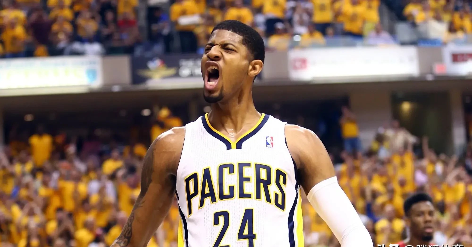 保罗带队奏凯杀入季后赛,小牛不甘示弱的简单介绍 保罗带队奏凯杀入季后赛,小牛不甘示弱的简单介绍