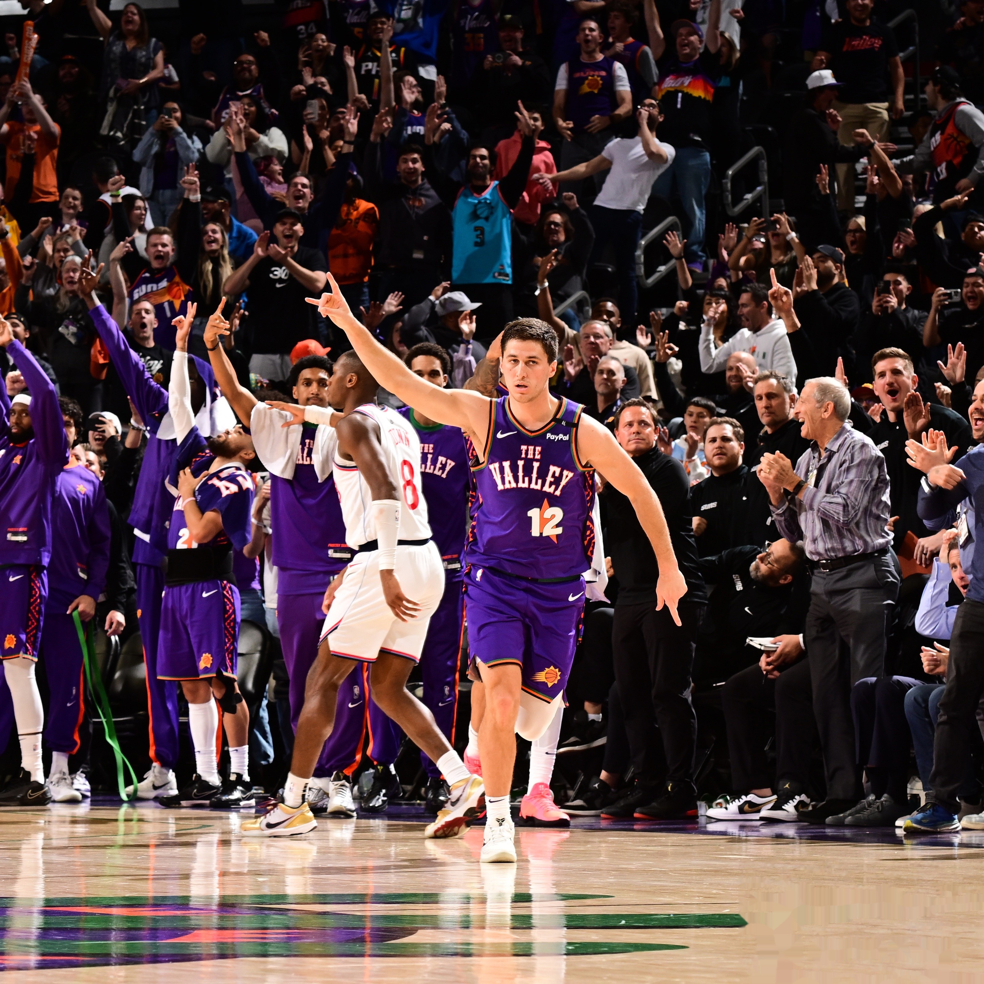 关于快船队新赛季备战调整战术,力争胜利的信息 关于快船队新赛季备战调整战术,力争胜利的信息