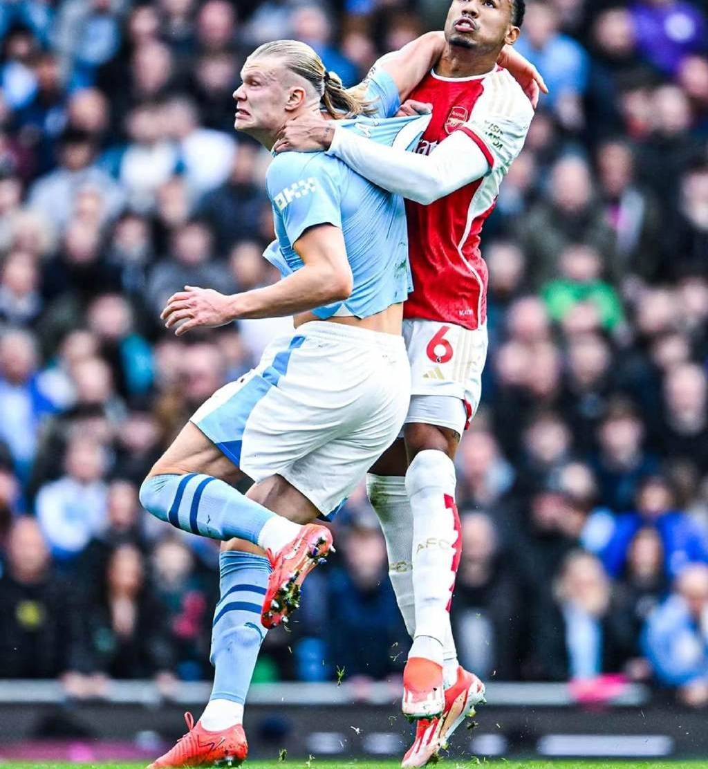 曼城主场力挫罗马,进军欧冠决赛 曼城主场力挫罗马,进军欧冠决赛