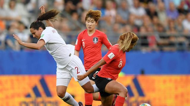 关于挪威女足队攻强守弱，掉入败局的信息