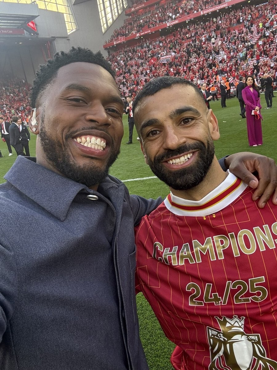 利物浦球员集体在社交媒体展现团结的简单介绍