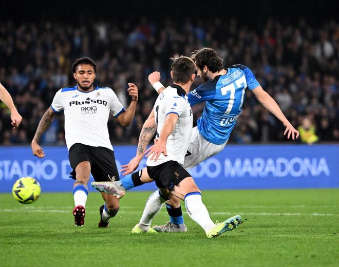 立陶宛队在欧预赛中凭借团队合作，实力不俗的简单介绍