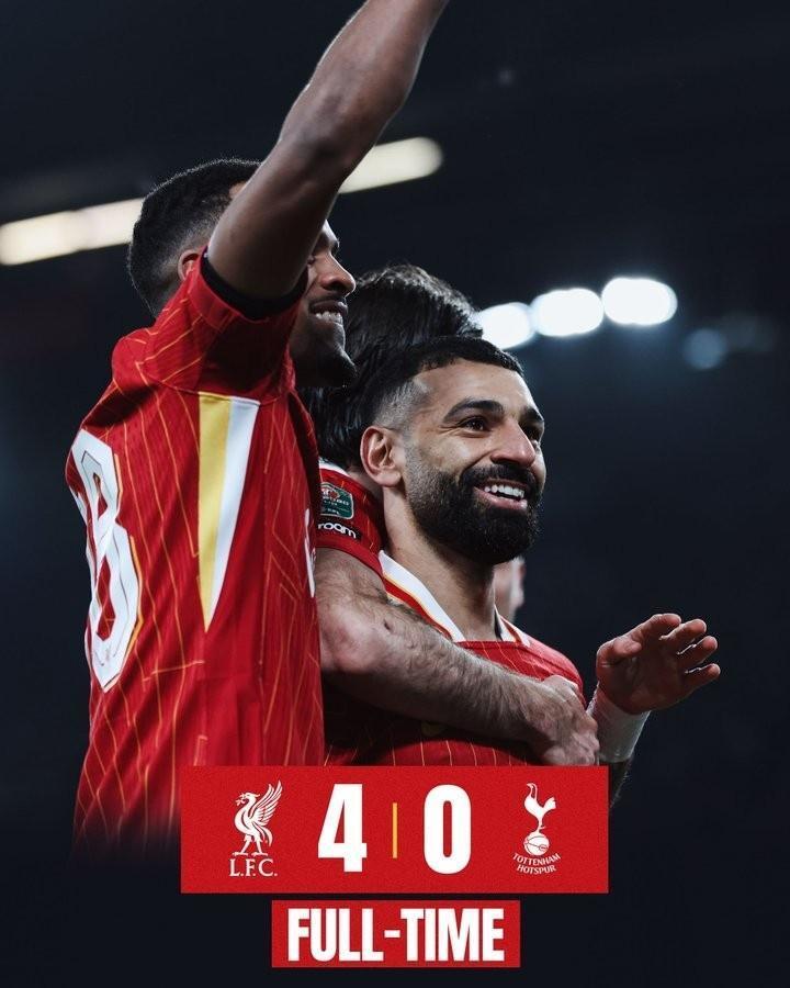 利物浦队大获全胜，球员们表现抢眼赢得观众掌声