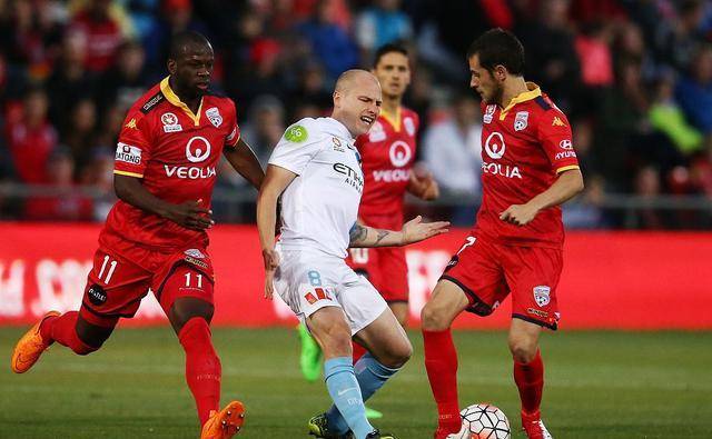 里昂遗憾告负圣埃蒂安,遭遇两连败的简单介绍 里昂遗憾告负圣埃蒂安,遭遇两连败的简单介绍