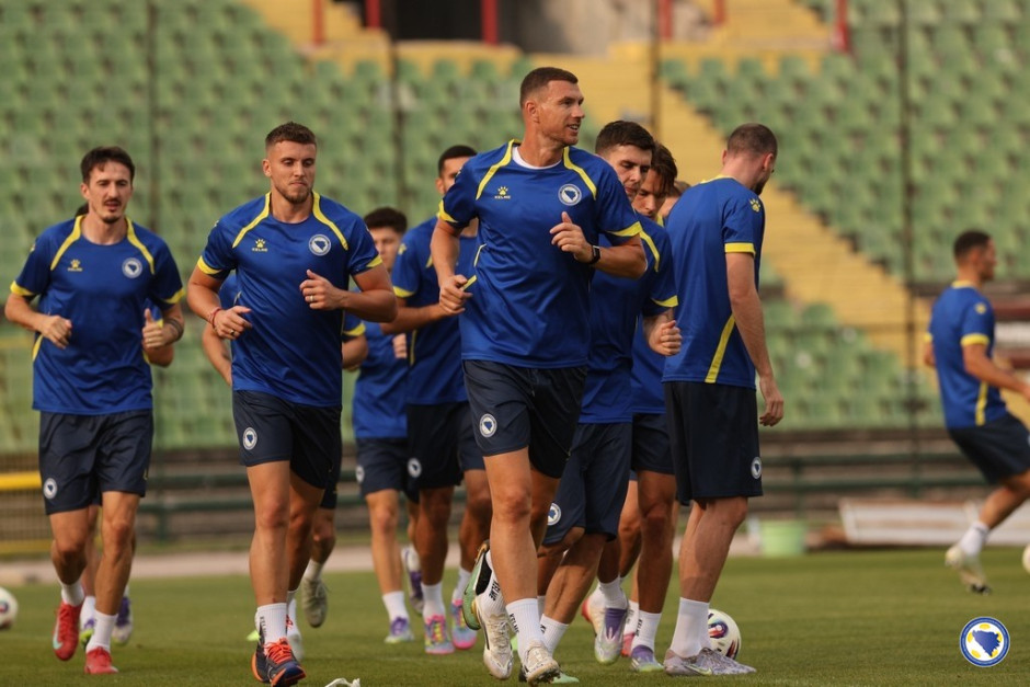 包含波黑对阵爱尔兰,力争晋级下一轮的词条 包含波黑对阵爱尔兰,力争晋级下一轮的词条