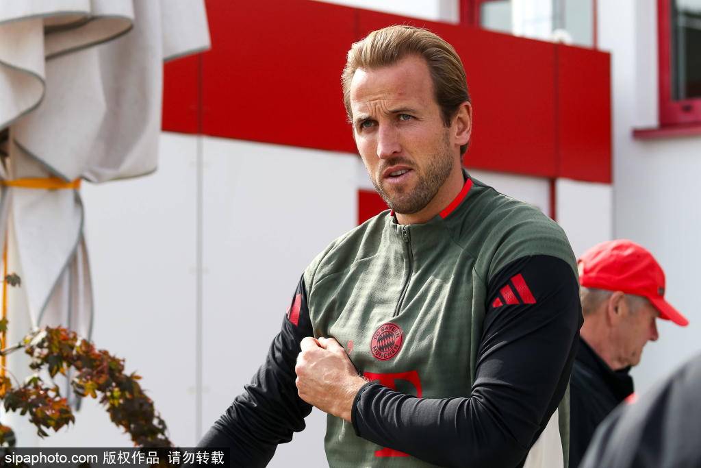 拜仁慕尼黑中场因伤缺席，球队控球能力受损的简单介绍