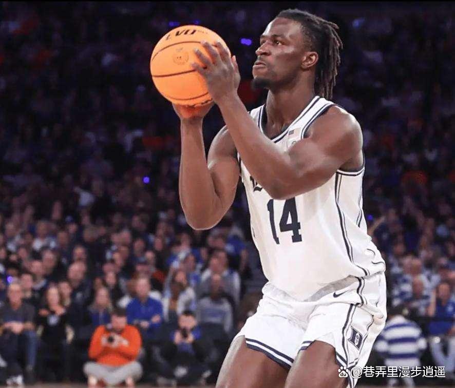 猛龙力克公牛,保持榜首位置 猛龙力克公牛,保持榜首位置