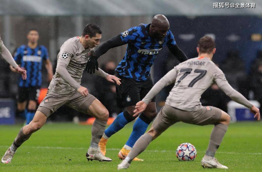 关于AC米兰客场告负，小组垫底的信息