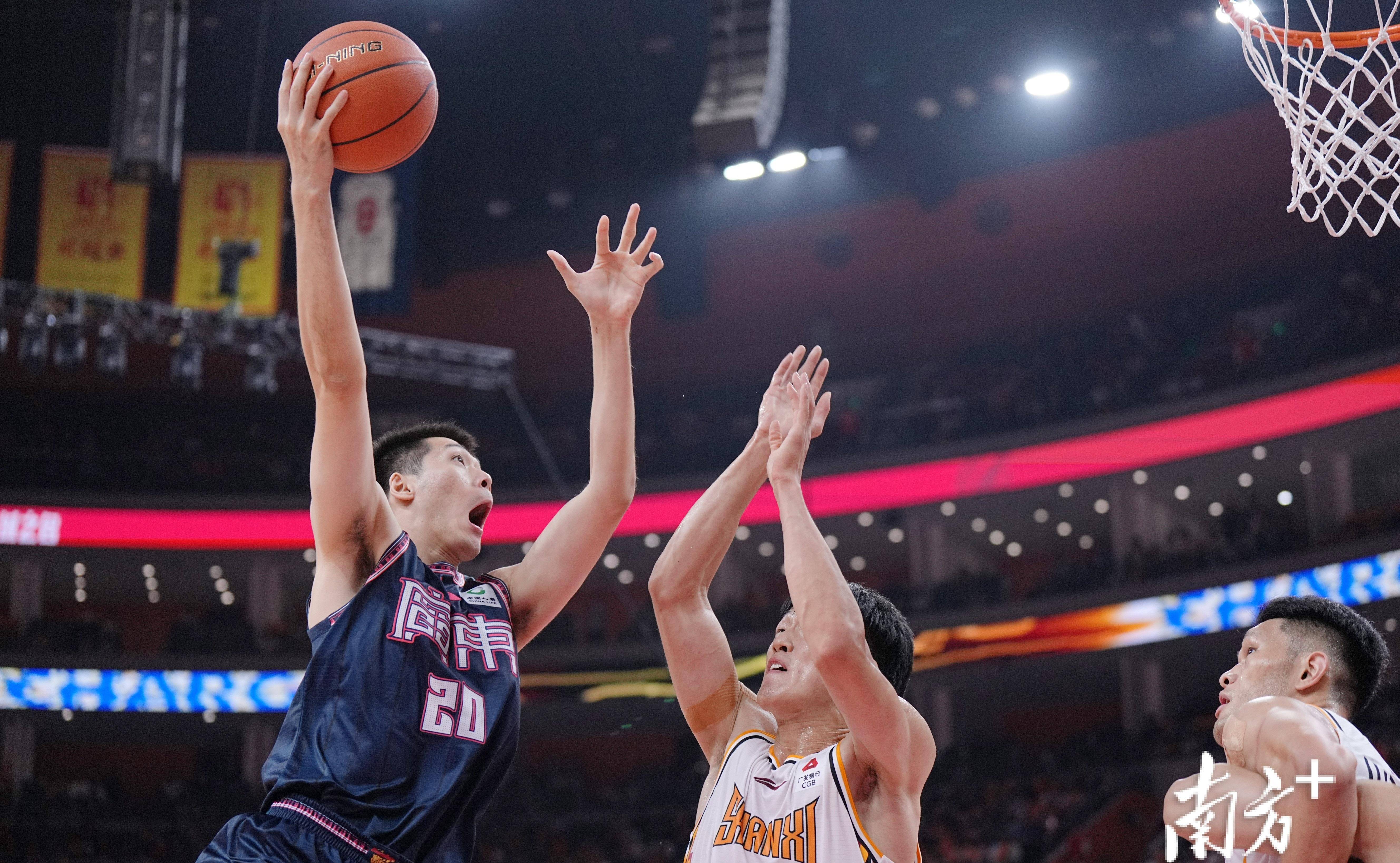 湖南队大胜山西队，主场豪取胜利